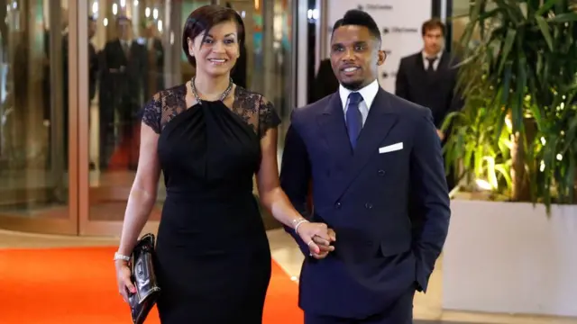 Samuel et son épouse, Georgette Eto'o, lors du mariage de Lionel Messi avec Antonela Rocuzzo, le 30 juin 2017, à Rosario (Argentine)