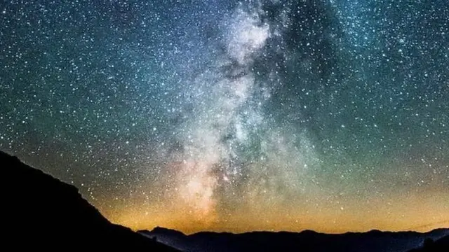 তারা জ্বলা আকাশ