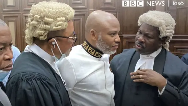 Nnamdi Kanu na ndị ọkaiwu ya