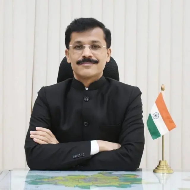 తుకారాం ముండే, మహారాష్ట్ర, ఐఏఎస్ అధికారి, ఫుడ్ అండ్ డ్రగ్ అడ్మినిష్ట్రేషన్