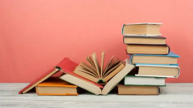 पुस्तकें