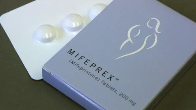 Una caja de mifepristona.