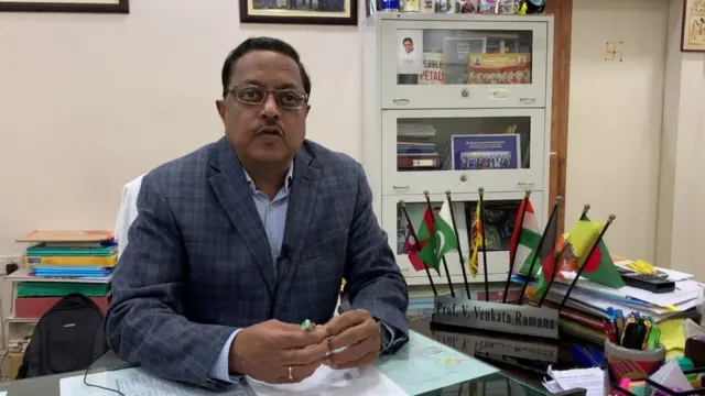 ఇంఛార్జ్ వీసీ ప్రొఫెసర్ వెంకట రమణ