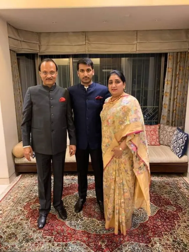 अजित पवार, पार्थ पवार आणि सुनेत्रा पवार