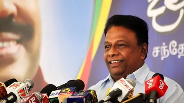 டலஸ் அழகபெரும