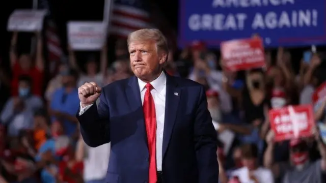 डोनाल्ड ट्रंप