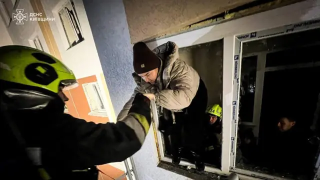 обстріли, будинок
