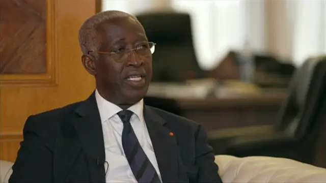 Raymond Ndong Sima, umukuru wa leta nshasha ya Gabon, yavuze ivyihutirwa.