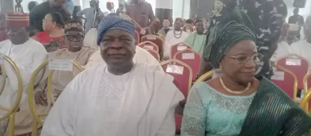 Gomina tẹlẹ ni ipinlẹ Ọsun, Ọgagun Oyinlọla.