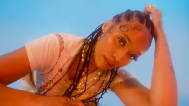 Tamera, 25 ans, voit les différents genres de musique sous des couleurs différentes.