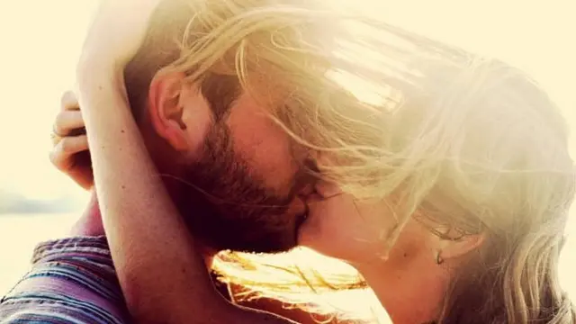 kiss, किसिंग, चुंबन