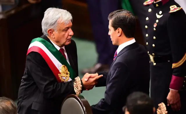 AMLO.