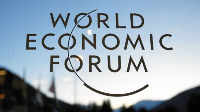 Напис World Ecomomic Forum