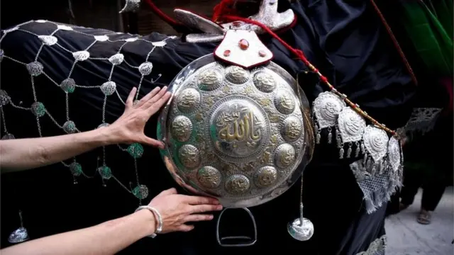 عاشور، پشاور