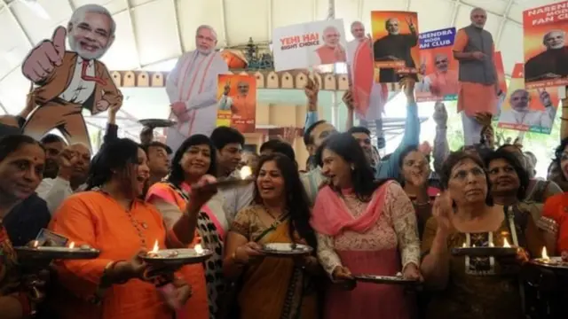 गुजरात, नरेंद्र मोदी, विजय रुपाणी, आनंदीबेन पटेल, भाजप, निवडणुका.