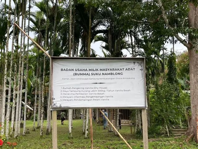 Rumah vanili di Papua