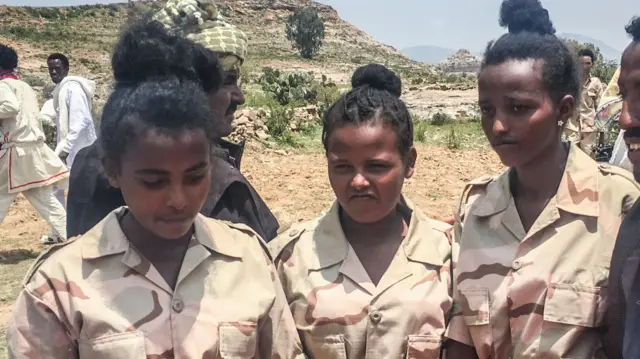 ኤርትራውያን ወተሃደራት፡ ዶብ ኤርትራን ኢትዮጵያን ኣብ ዝተኸፍተሉ፡ ሰርሓ - 11 መስከረም 2018