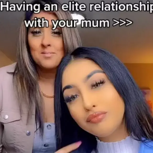 ਮਹਿਕ ਬੁਖ਼ਾਰੀ ਅਤੇ ਉਨਾਂ ਦੀ ਮਾਂ ਅਨਸਰੀਨ