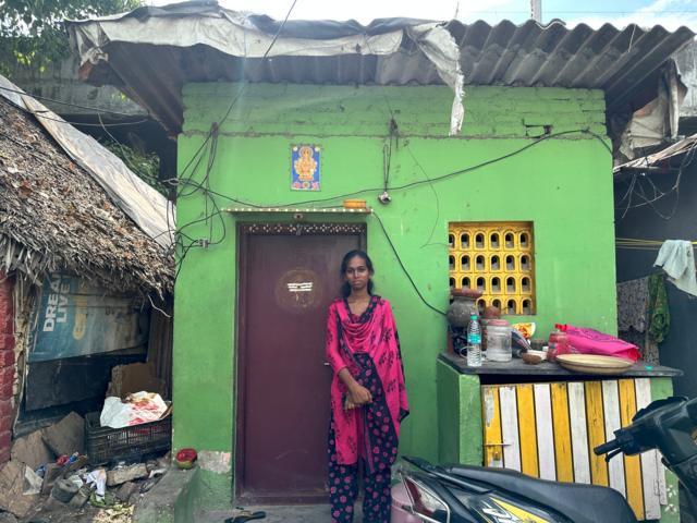 தமிழ்நாட்டில் 12ஆம் வகுப்பு தேர்வு எழுதி தேர்ச்சி பெற்ற திருநங்கை