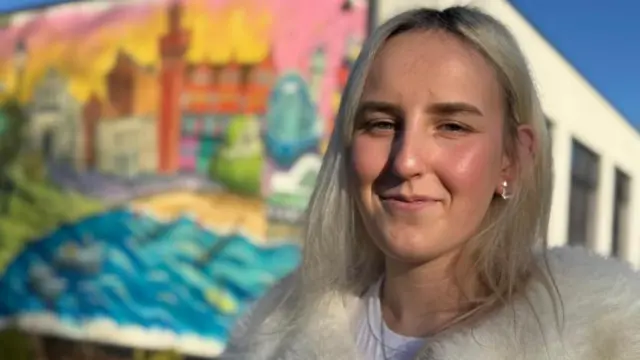 Retrato de Ellie Newport
