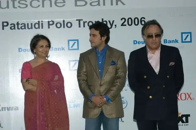 سیف علی خان اپنے والدین کے ساتھ