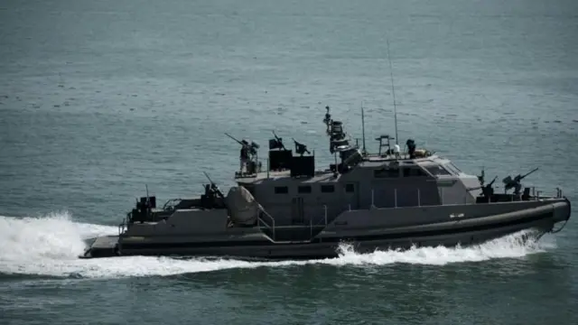 அமெரிக்க கடற்படையின் ஐந்தாவது கடற்படை சேவை மையம்