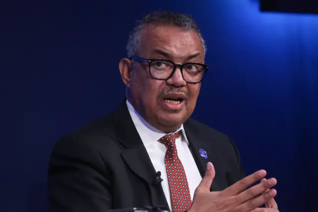 Le Dr Tedros Adhanom Ghebreyesus, chef de l'OMS, s'exprime lors d'une table ronde du Forum économique mondial à Davos, le 17 janvier 2024.