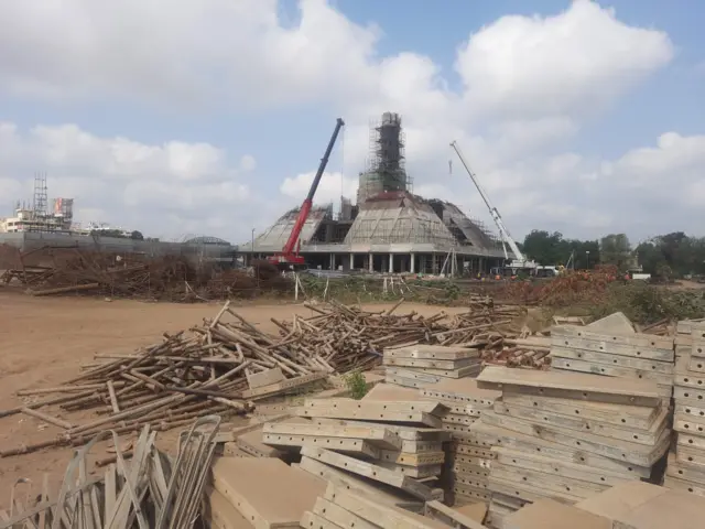 విజయవాడలో అంబేడ్కర్ స్మృతివనం నిర్మాణ పనులు