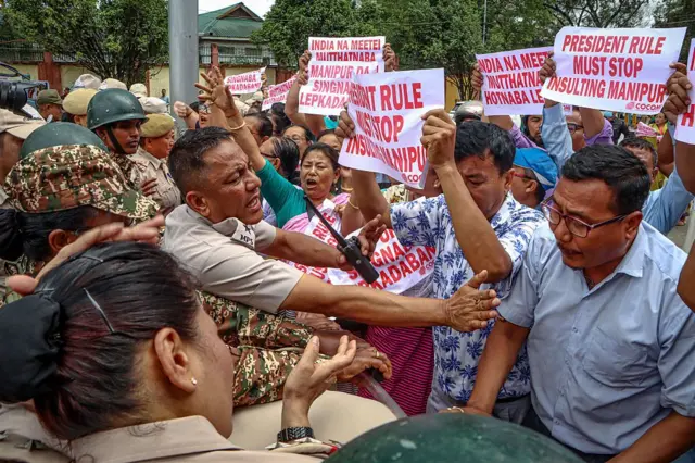 গত কয়েকদিন ধরে আবার অশান্ত হয়ে উঠেছে মণিপুর 