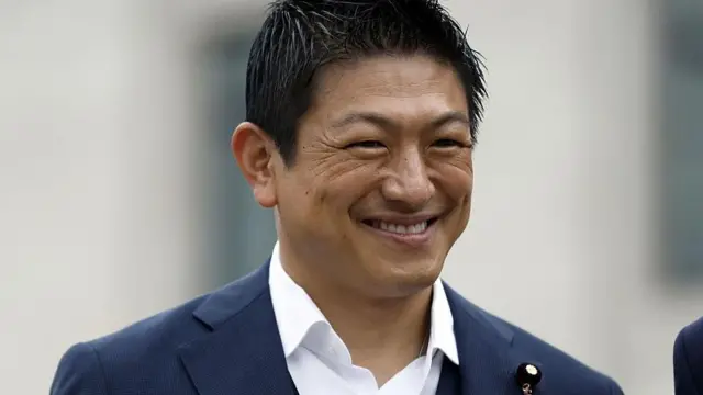 सानसेइतो पार्टी के नेता कामिया सोहेई 