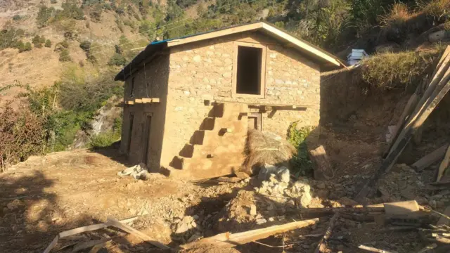 भूकम्प पछि पुनर्निर्माण