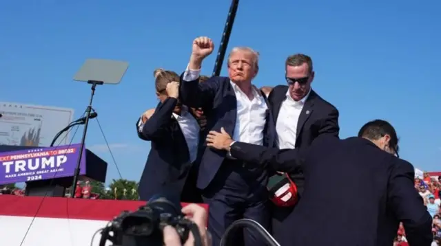 ડોનાલ્ડ ટ્રમ્પ 