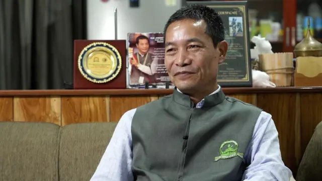 রাষ্ট্রবিজ্ঞানী জে ডাউঙ্গেল