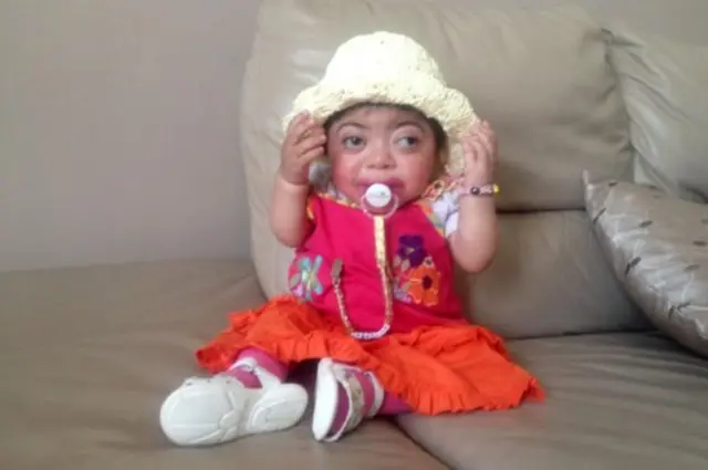 ইনারা মারা যায় দুই বছর বয়সে।