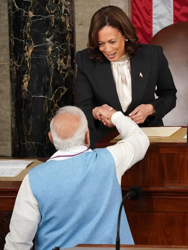 नरेन्द्र मोदी