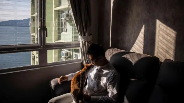 另一名司法覆核申請人李亦豪在他的家中。（23/09/2023）