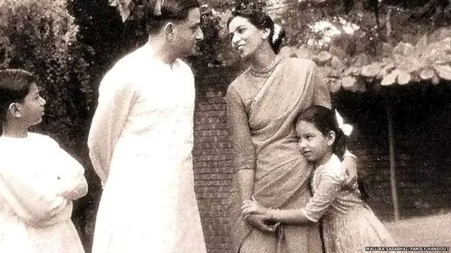 પરિવાર સાથે વિક્રમ સારાભાઈ