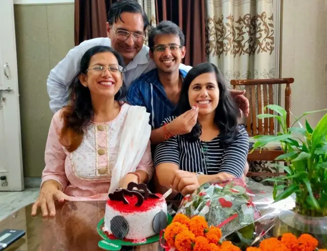 ગામિનીનો પરિવાર