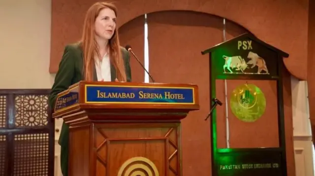  பிரிட்டிஷ் உயர் ஆணையர் ஜேன் மேரியட் 