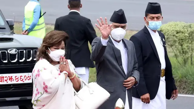 गएको एप्रिलमा भारतको भ्रमण गर्दा देउवाले भाजपाको मुख्यालयको भ्रमण गरेका थिए