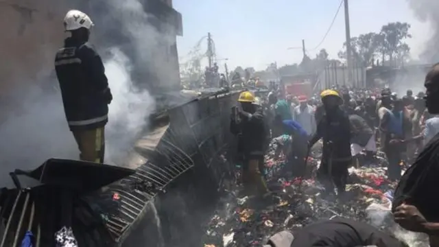 Shaqaalaha dab demiska ayaa weli ku mashquulsan deminta