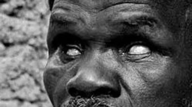 Wani mutum mai lalurar makamanta