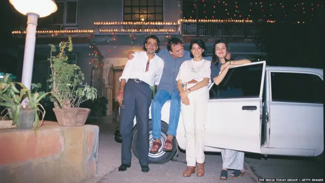 ऑक्टोबर 2005 सालचा फोटो