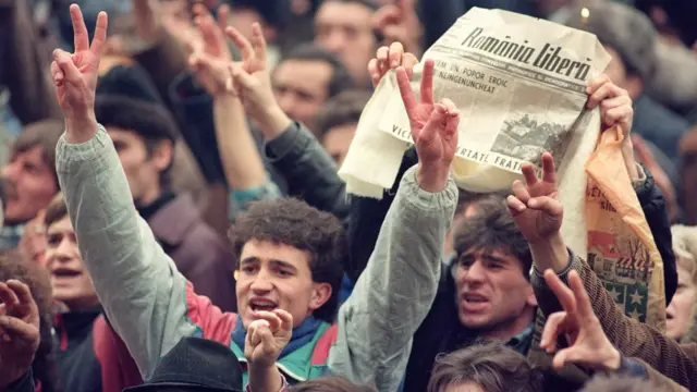 با اعدام چائوشسکو نظام کمونیستی در رومانی سرنگون شد