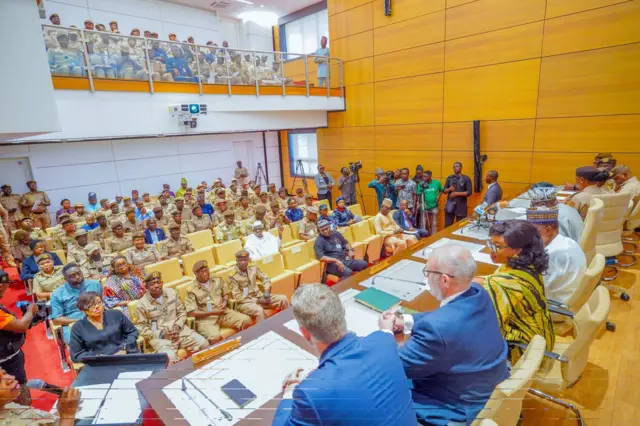 Overhead view of id five day trainning