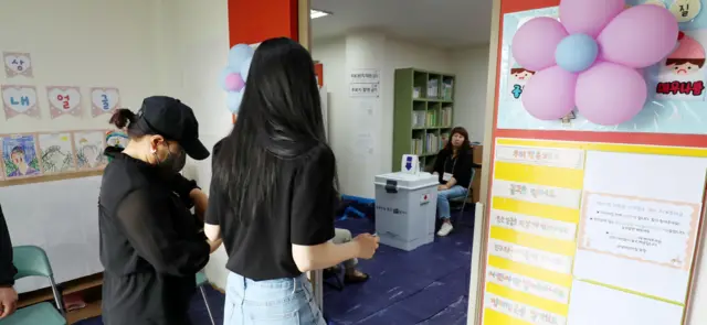 전북 전주시 금상어린이집에 마련된 우아2동 제3투표소