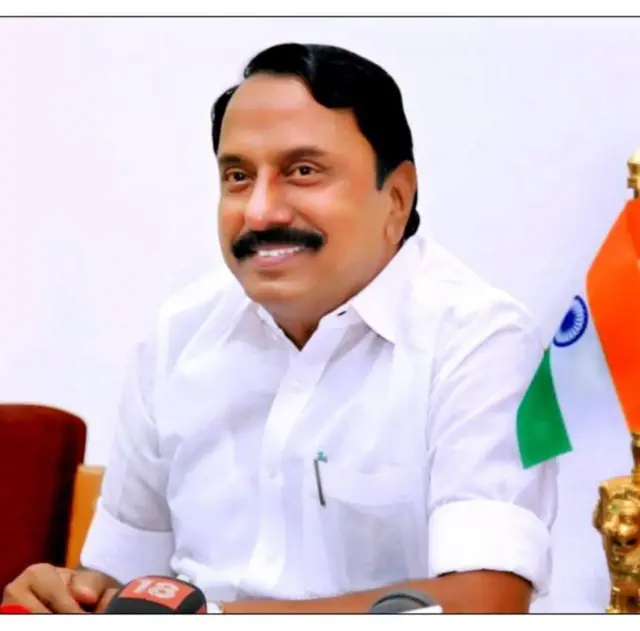 எடப்பாடி பழனிசாமி, சிவி சண்முகம், அதிமுக பிளவு, எஸ்பி வேலுமணி