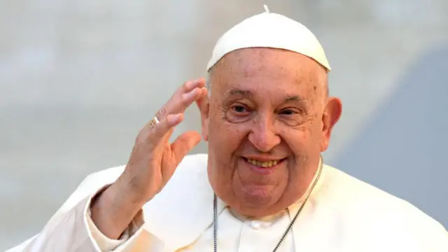 El Vaticano dice que el papa Francisco sigue en estado crtico y que anlisis de sangre mostraron una falla renal leve - BBC News Mundo