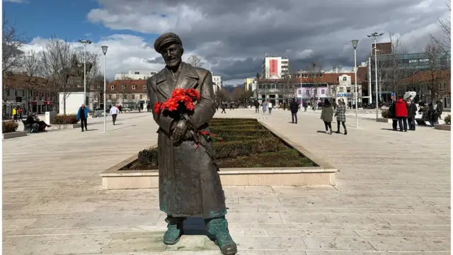Spomenik dominira nikšićkim šetalištem