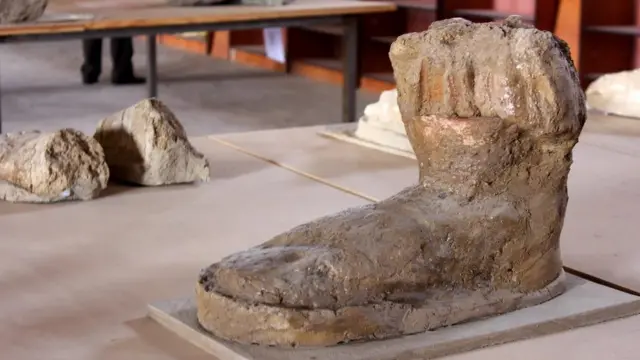 آثار تاریخی مس عینک